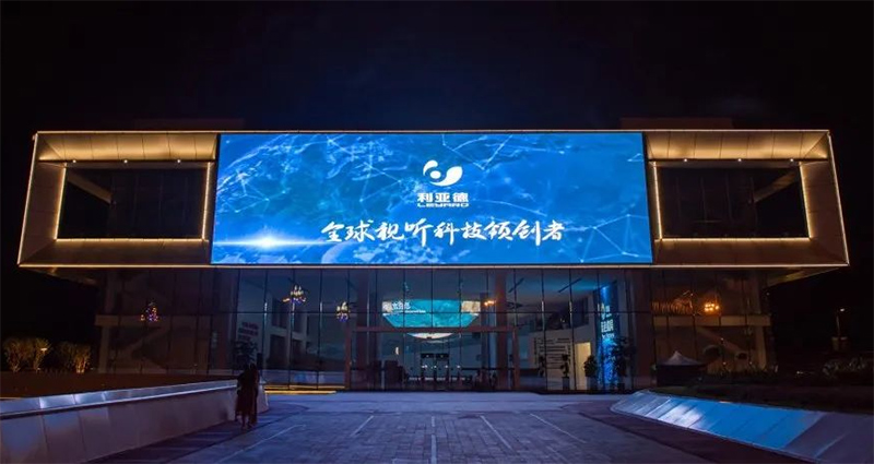�Ĵ���������Դ��ɫ����LED��դ����Ŀ